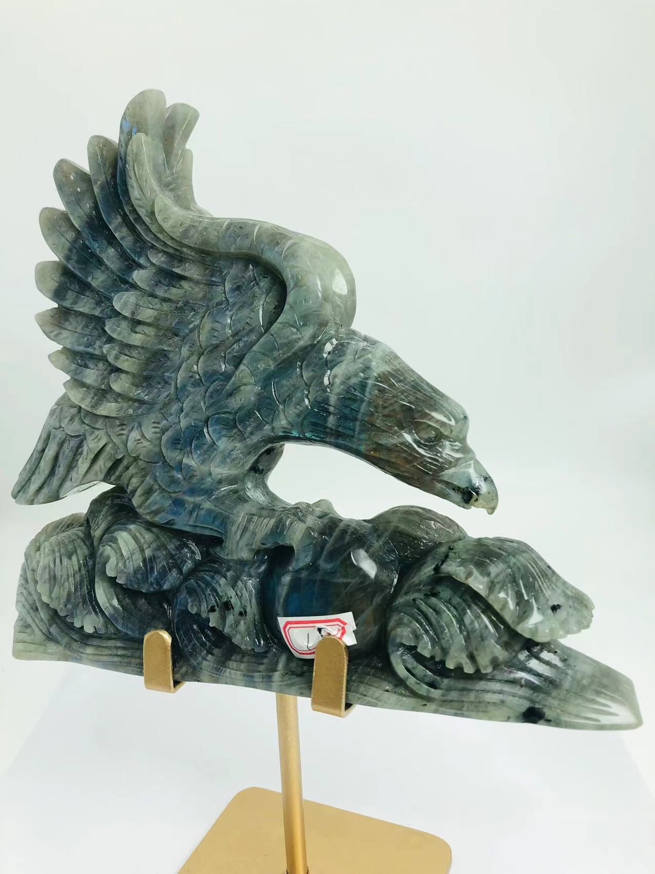 Lab eagle carving