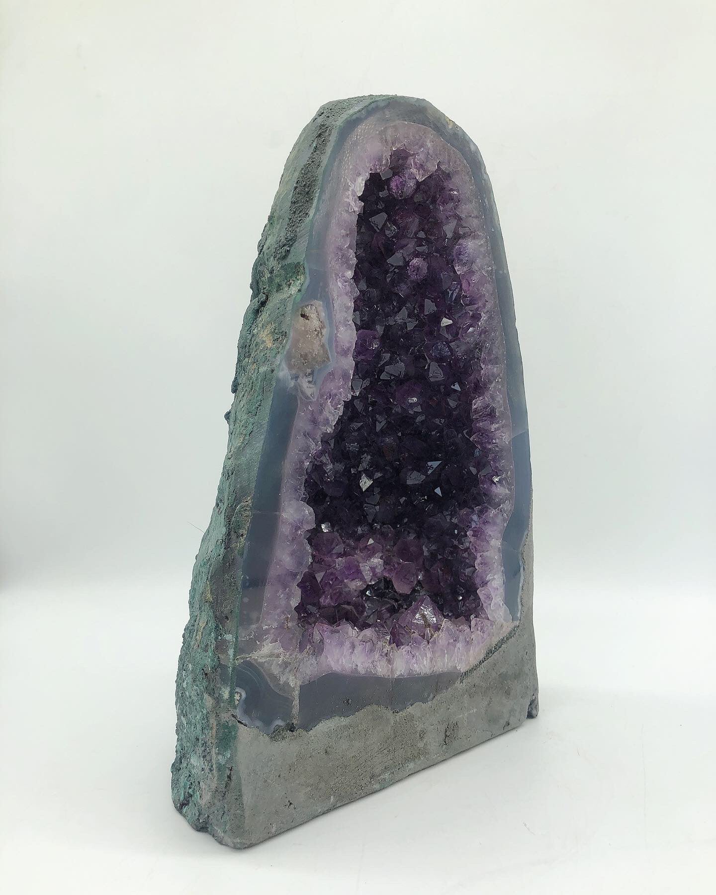 Amethyst geode