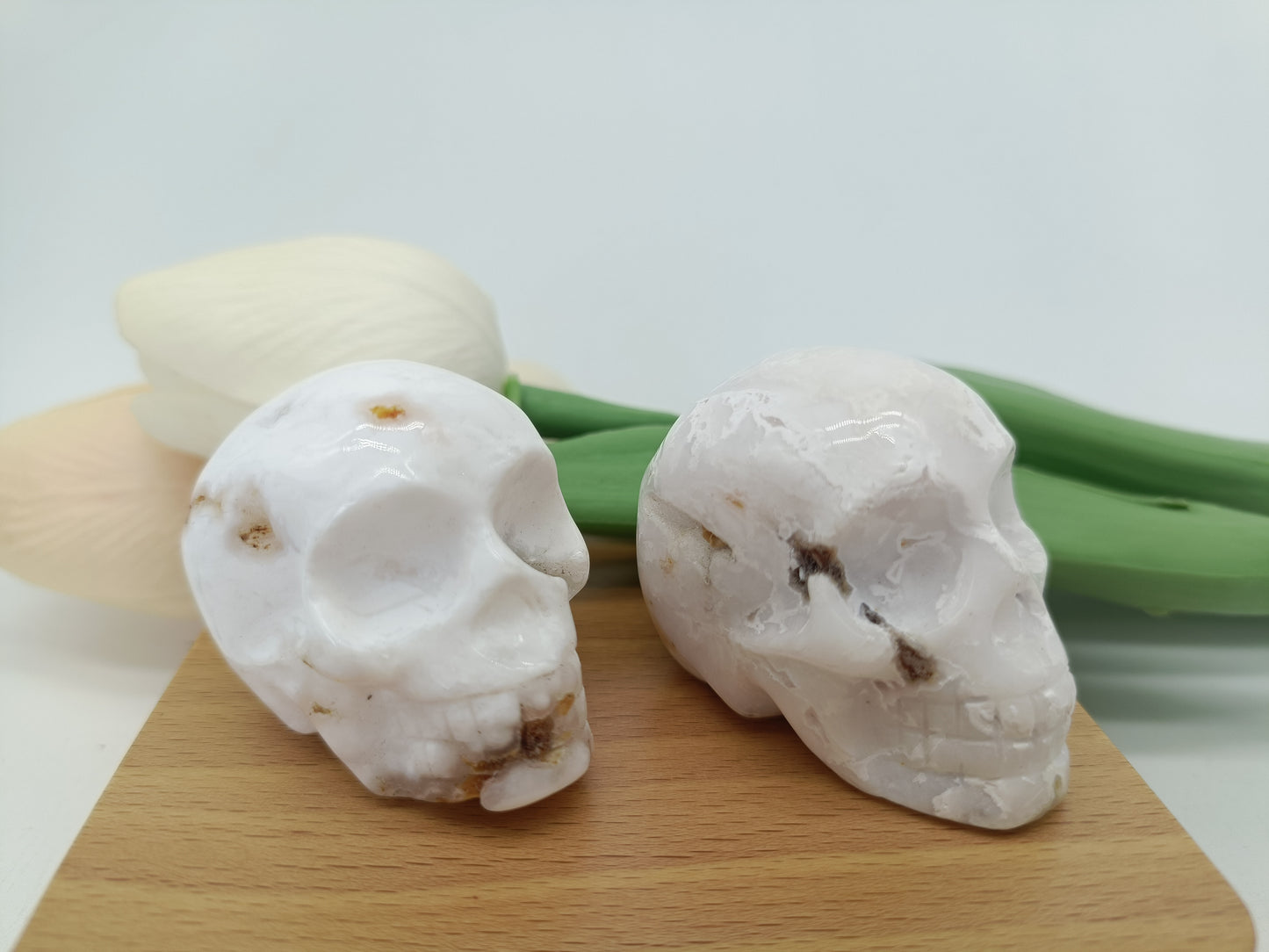 White agate skull