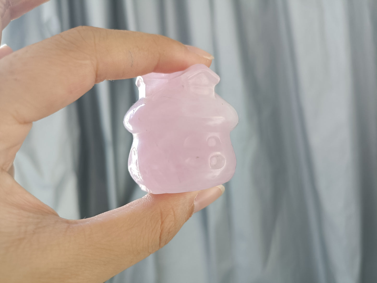 Crystal horse carving
