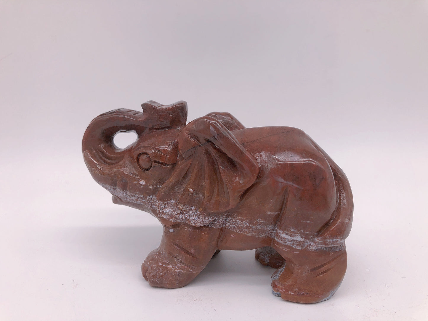 OJ elephant carving
