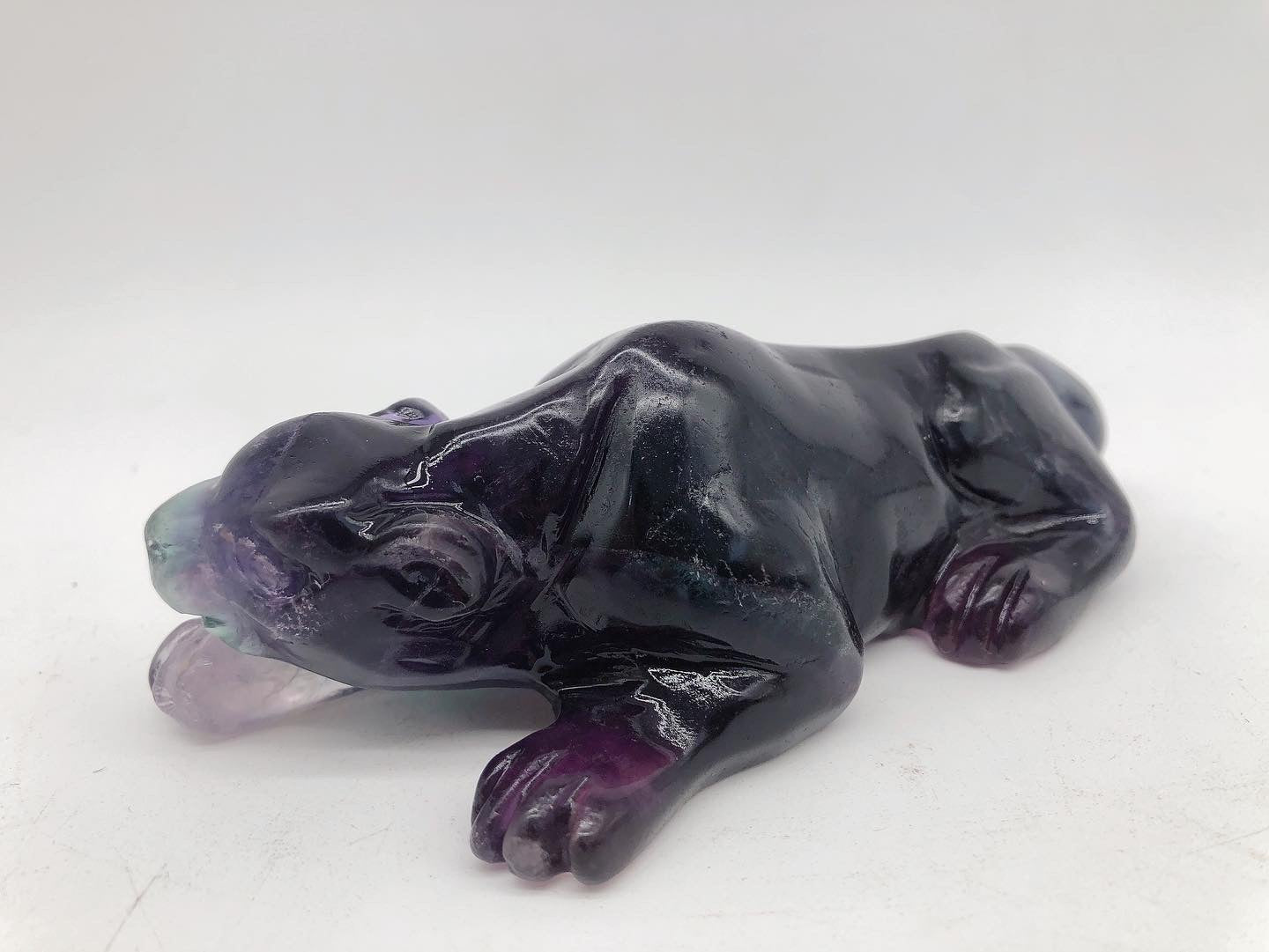 Fluorite leopard carving