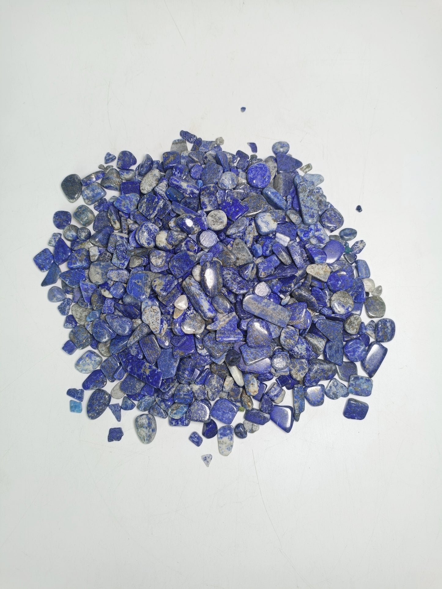 Blue agate chip