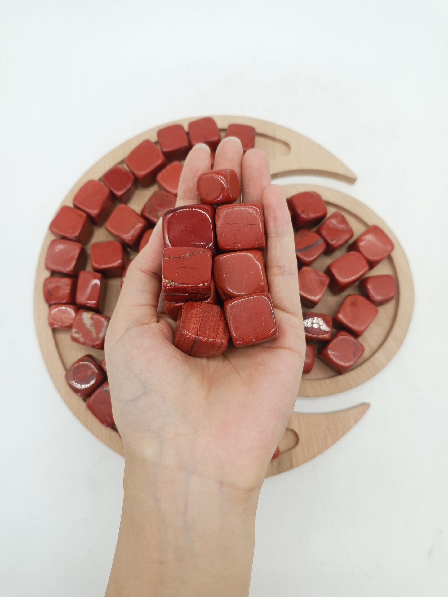 Red jasper tumble