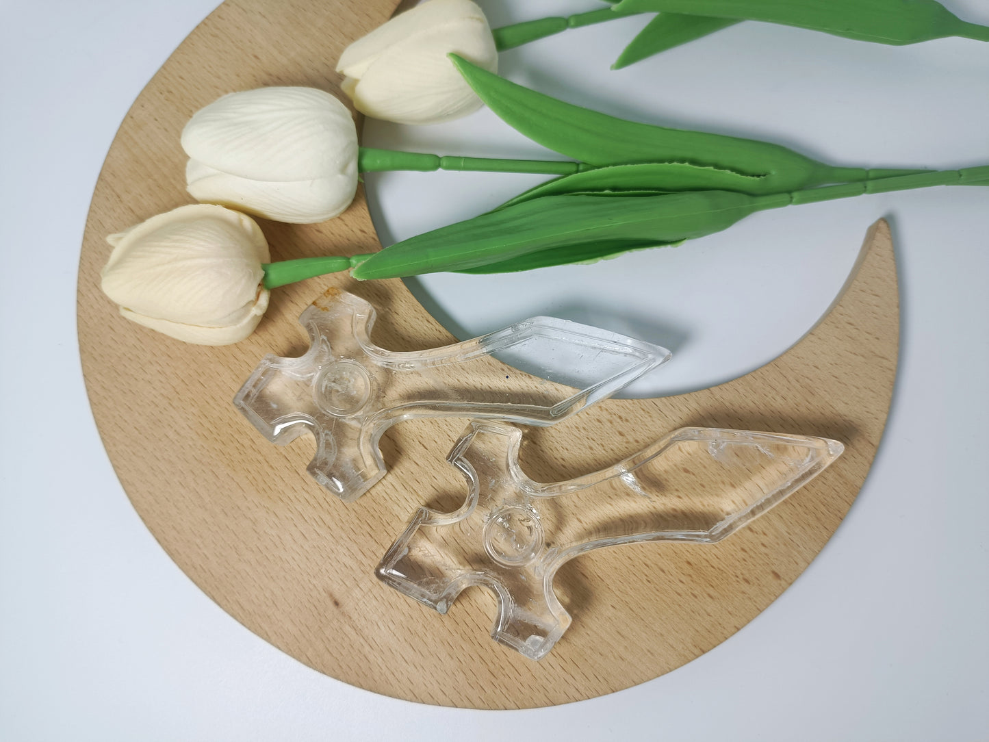 Clear quartz carving