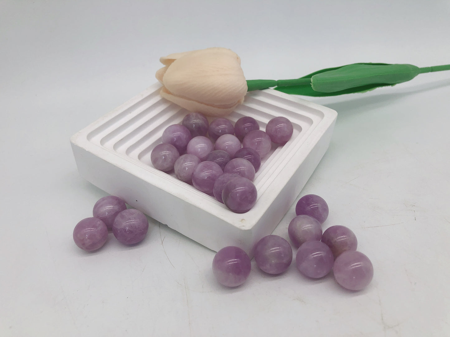 Mini kunzite sphere
