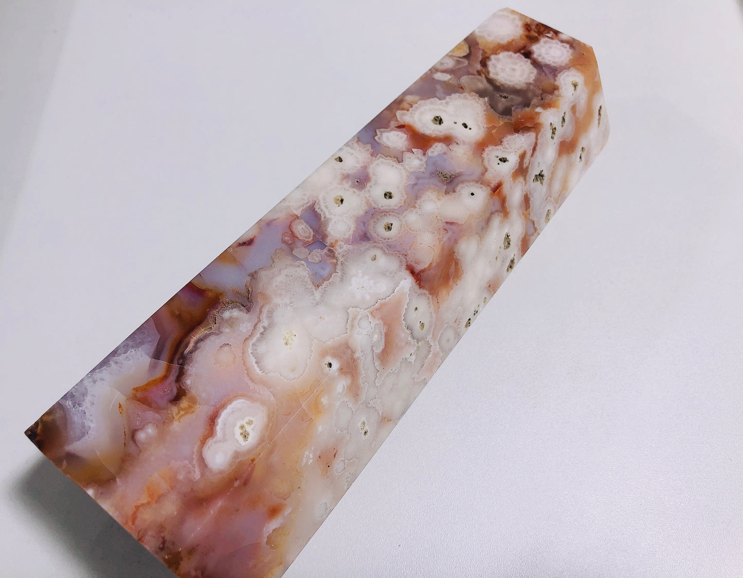 Flower agate tower