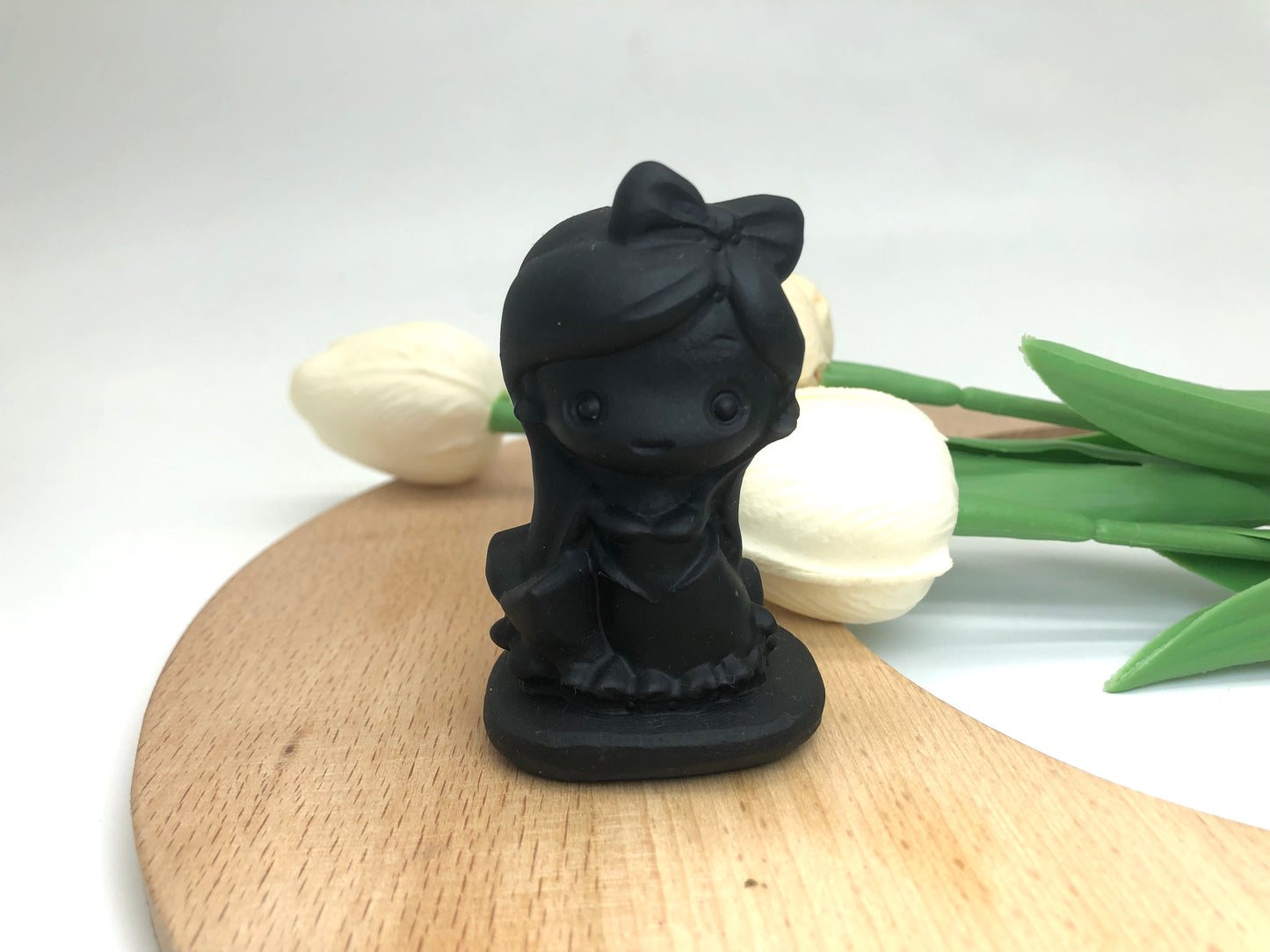 Black obsidian carving