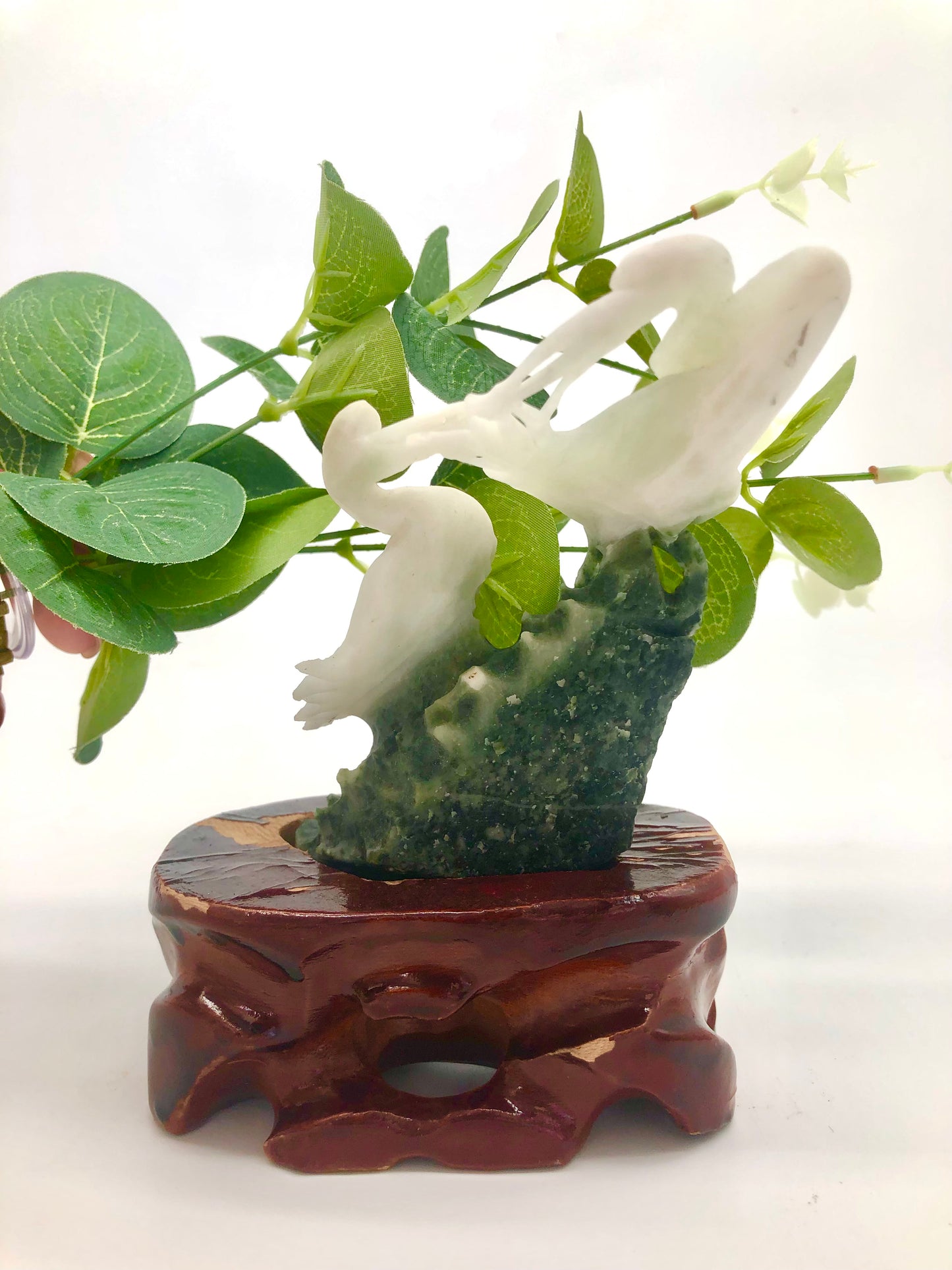 Lemon jade carving