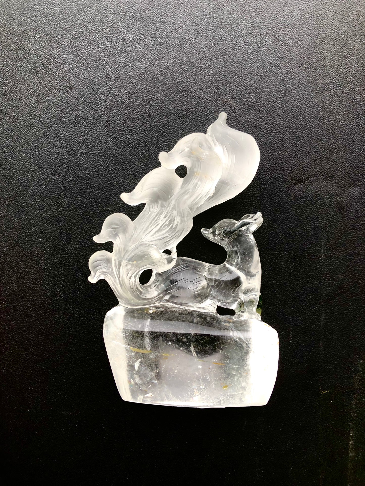 Garden quartz fox carving