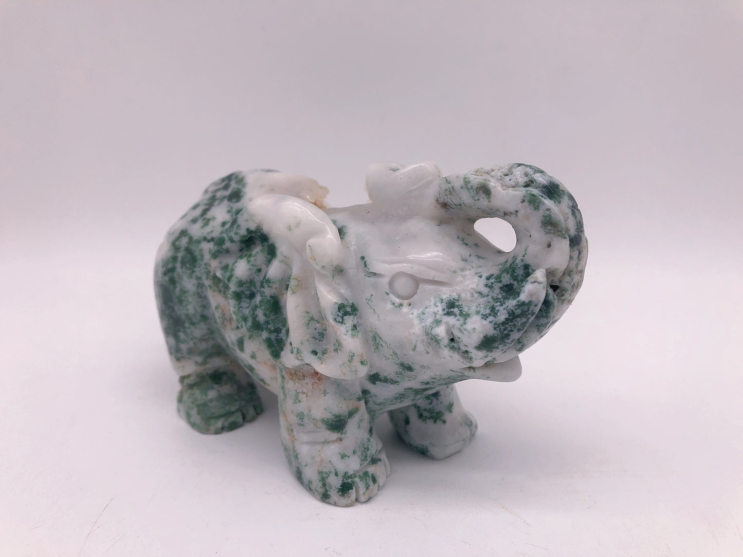 Moss Agate elephant carvings