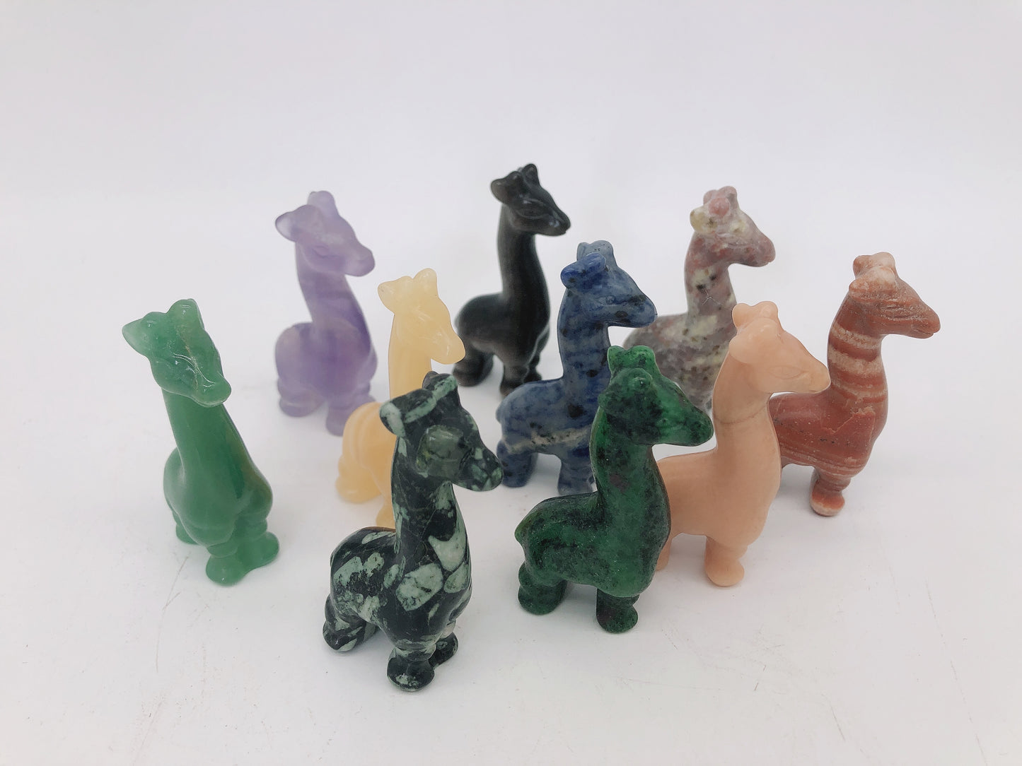 Mini giraffe carving