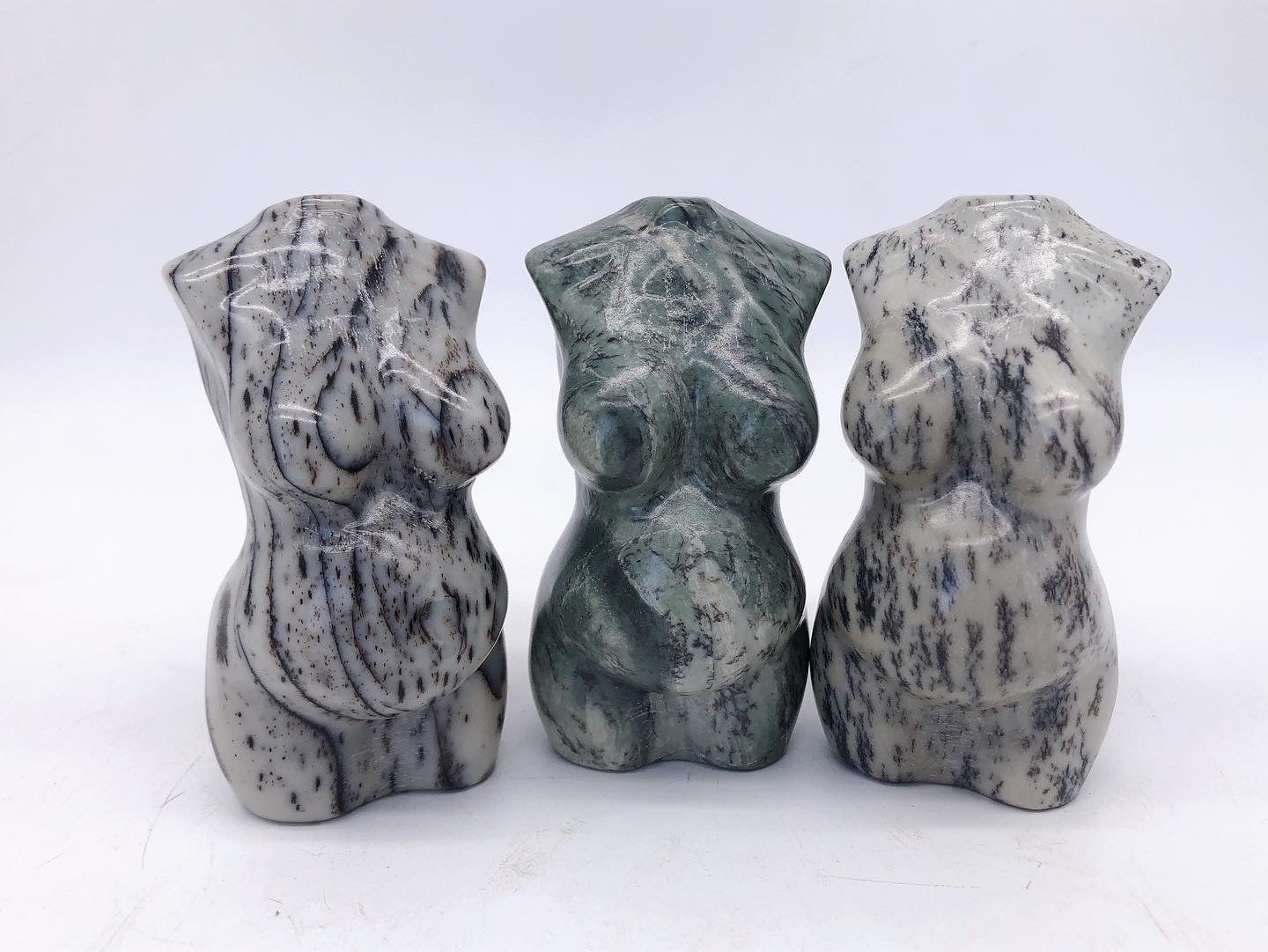 Pregnant lady body carving