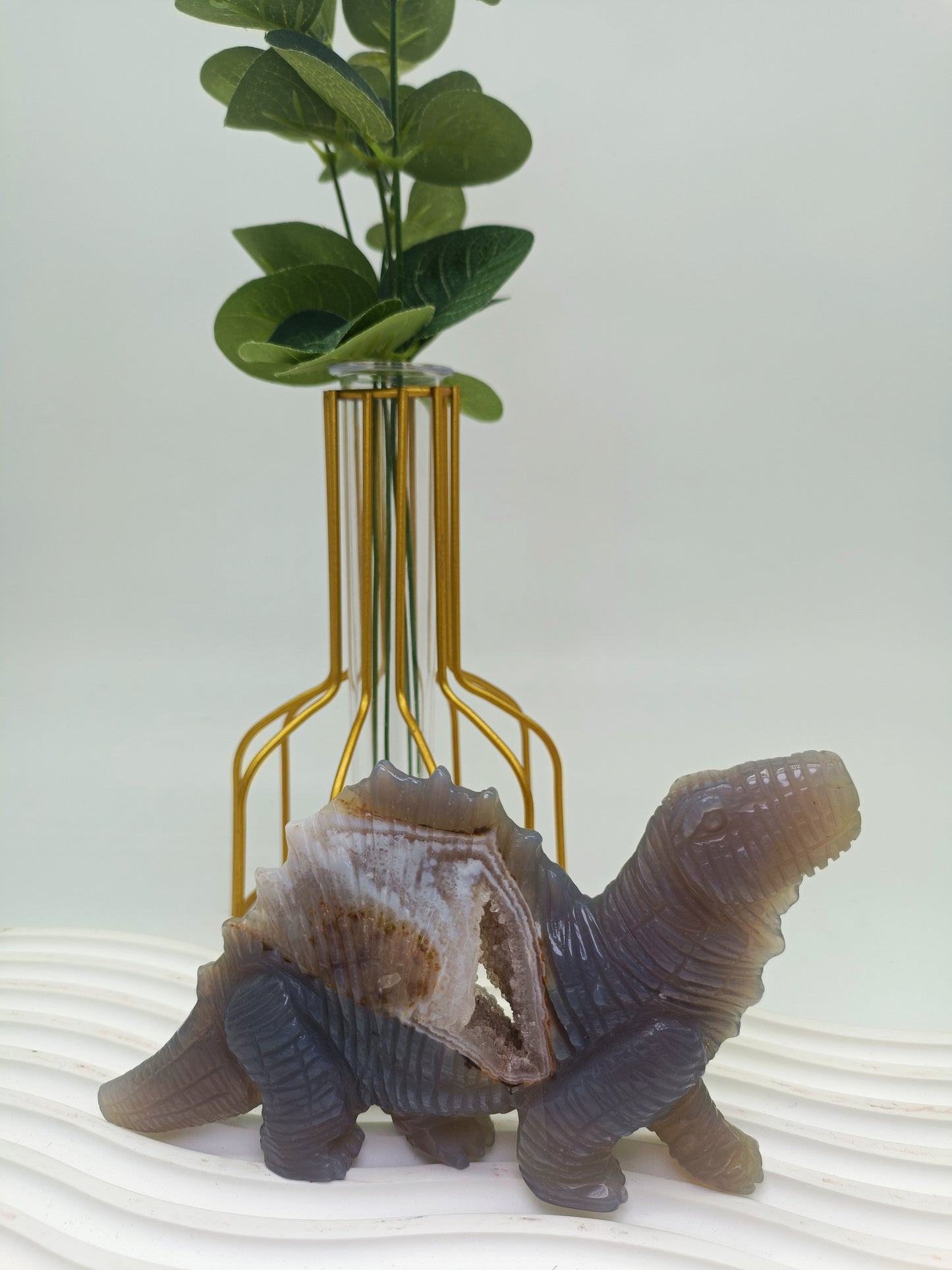 Druzy agate dinosaur carving