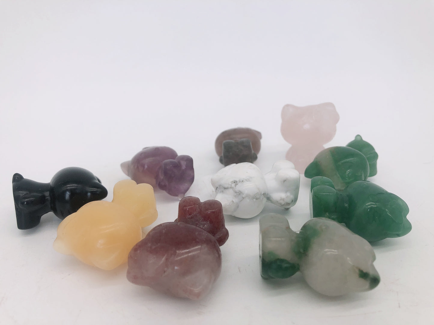 Mini hello kitty carving