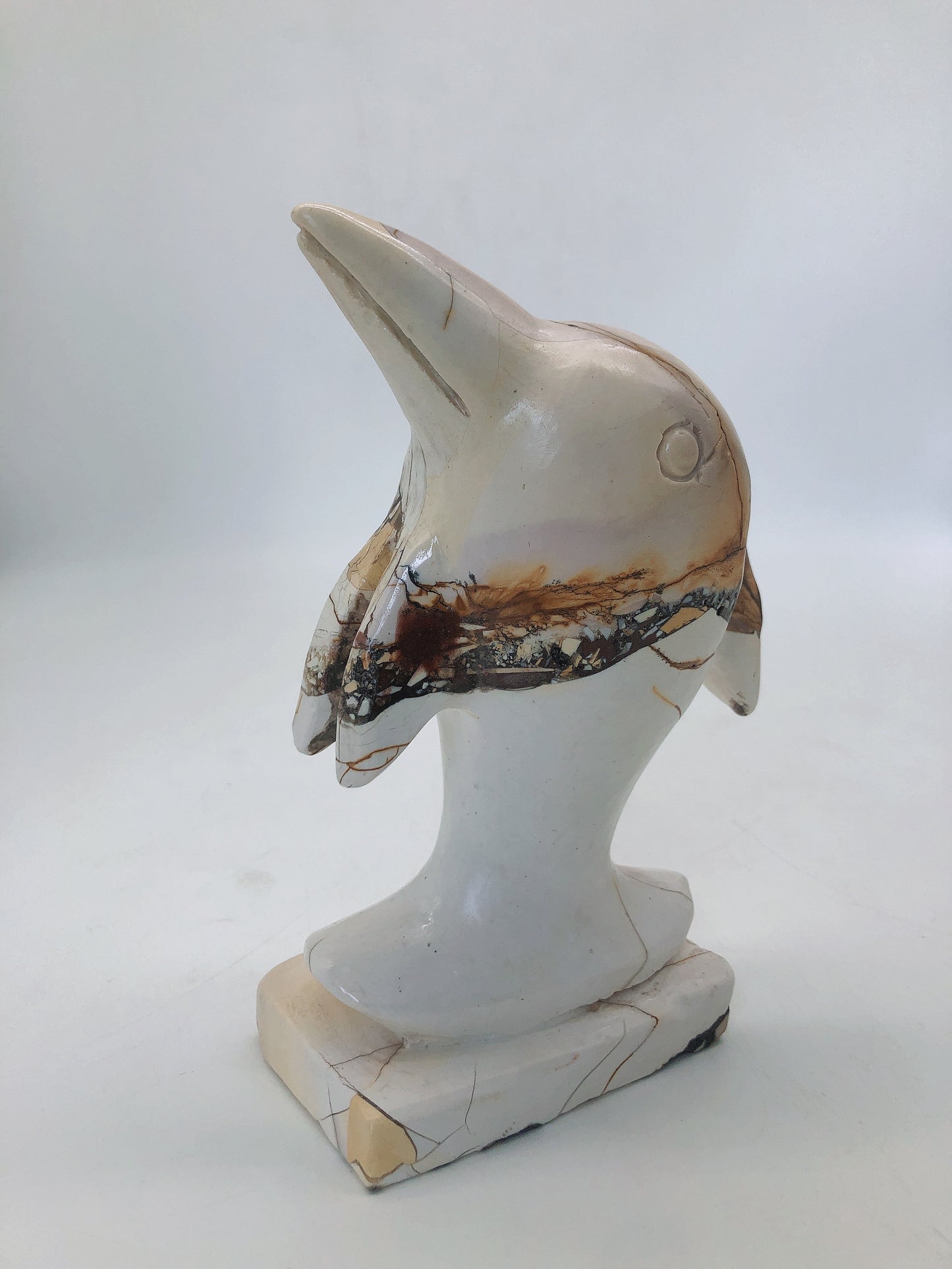 Mookite dolphin carving