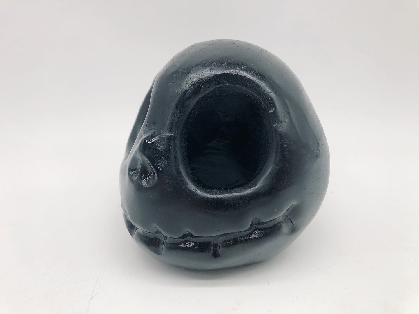 Black obsidian jake carving