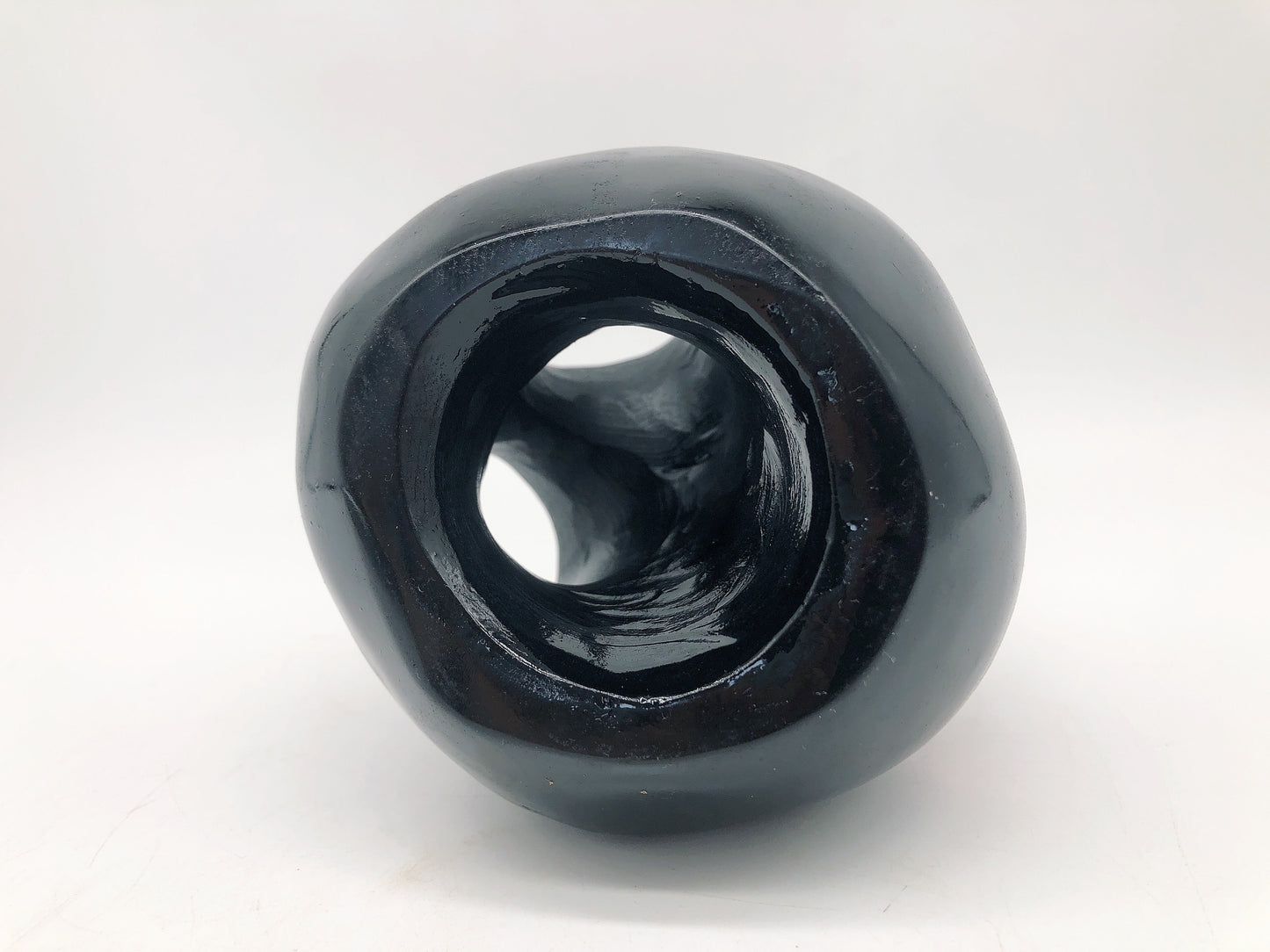 Black obsidian jake carving