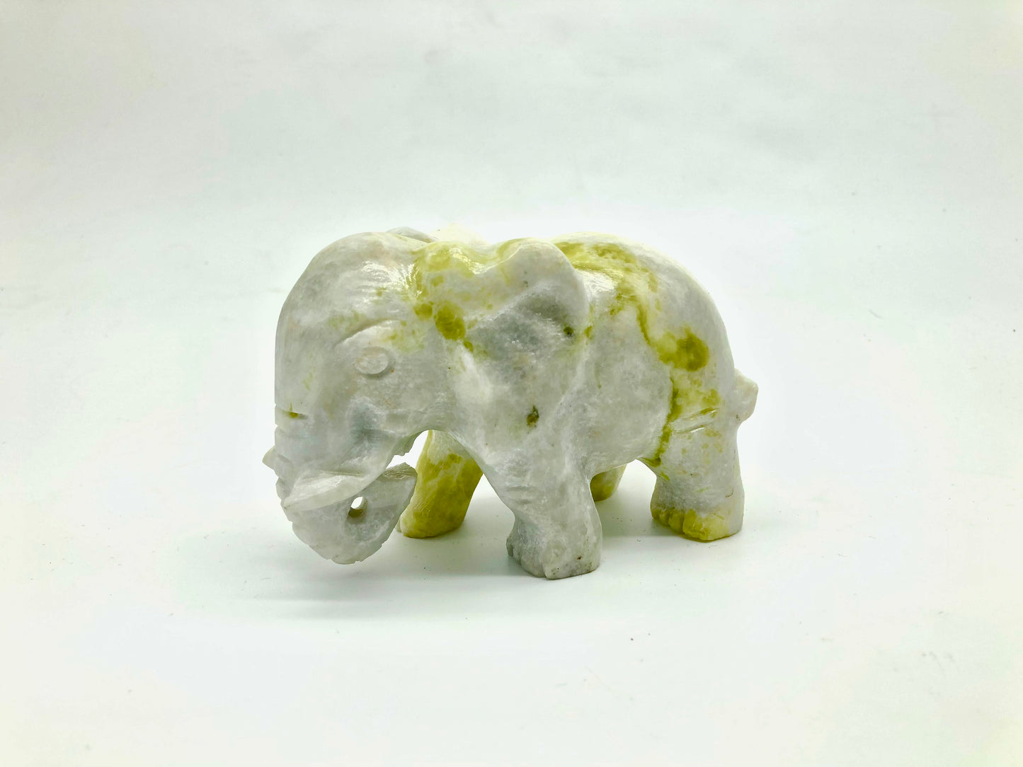 Lemon jade elephant carving