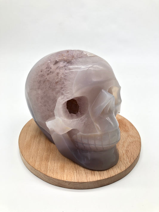 Druzy agate skull carving