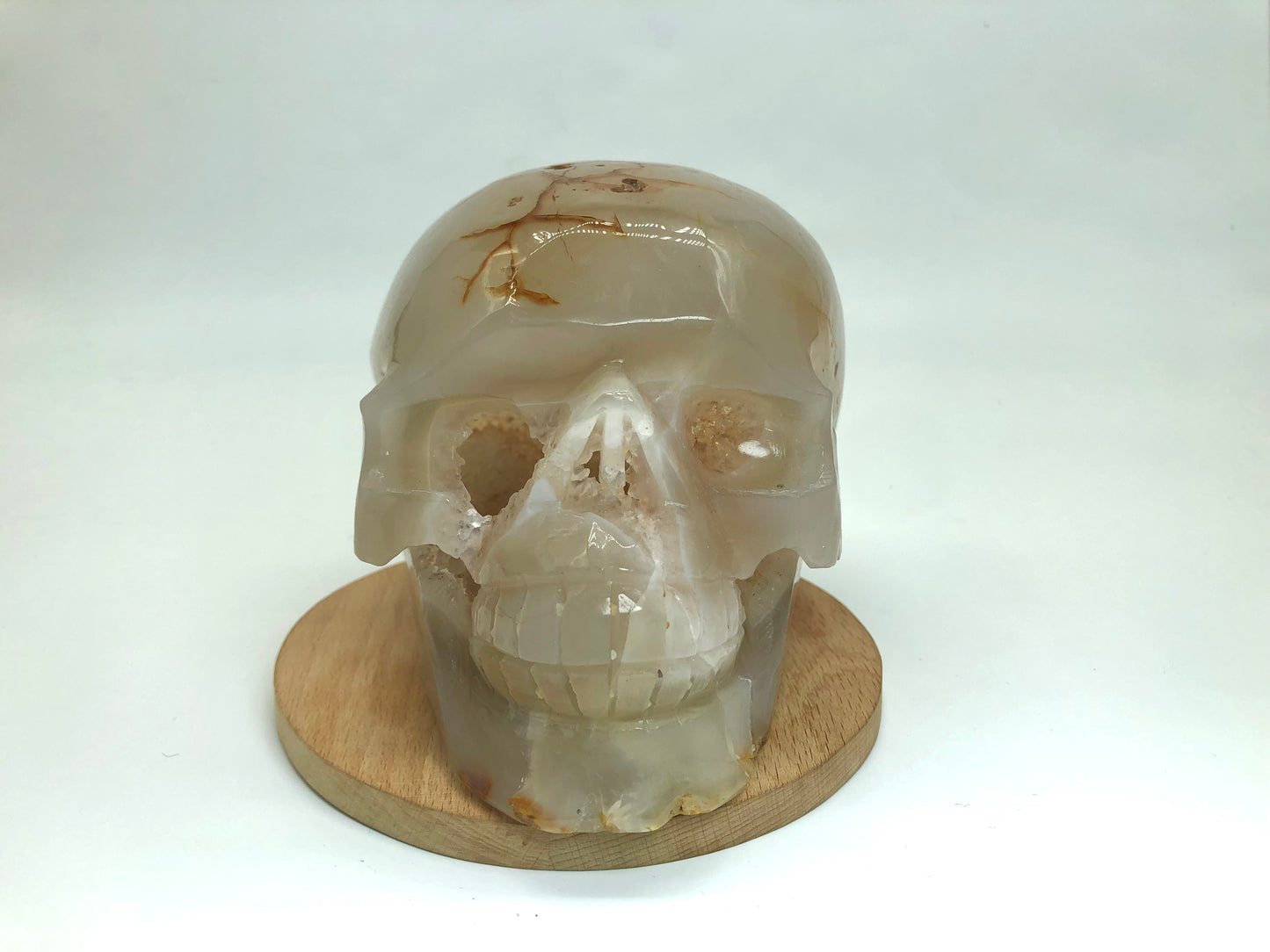 Druzy agate skull carving