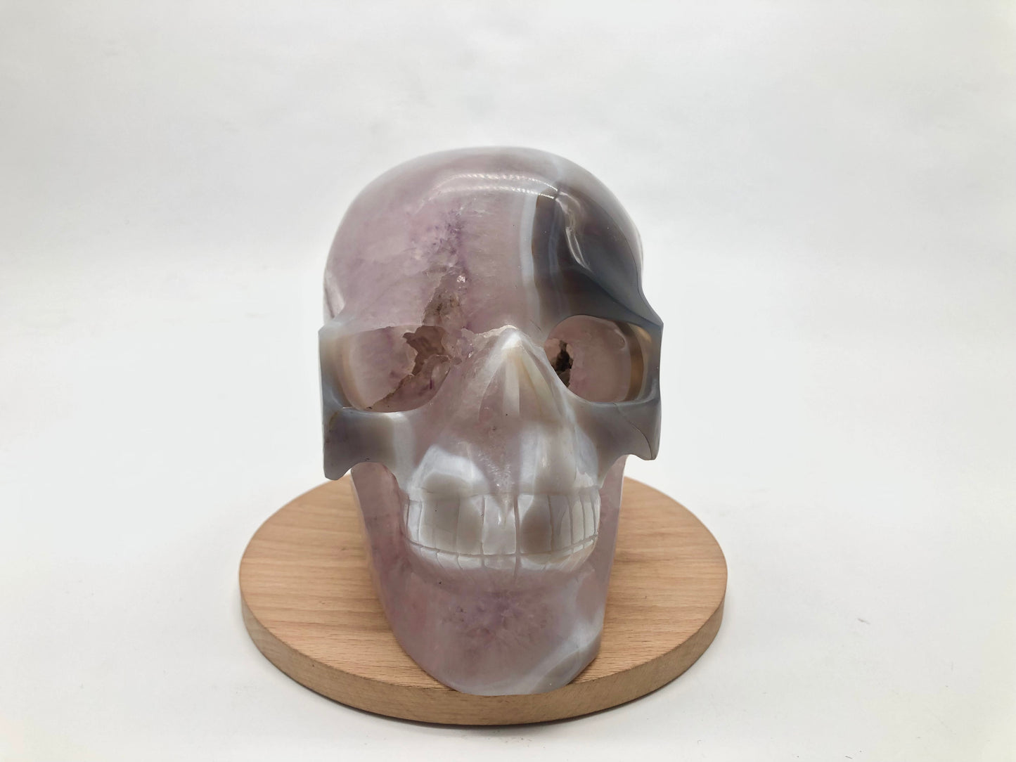 Druzy agate skull carving