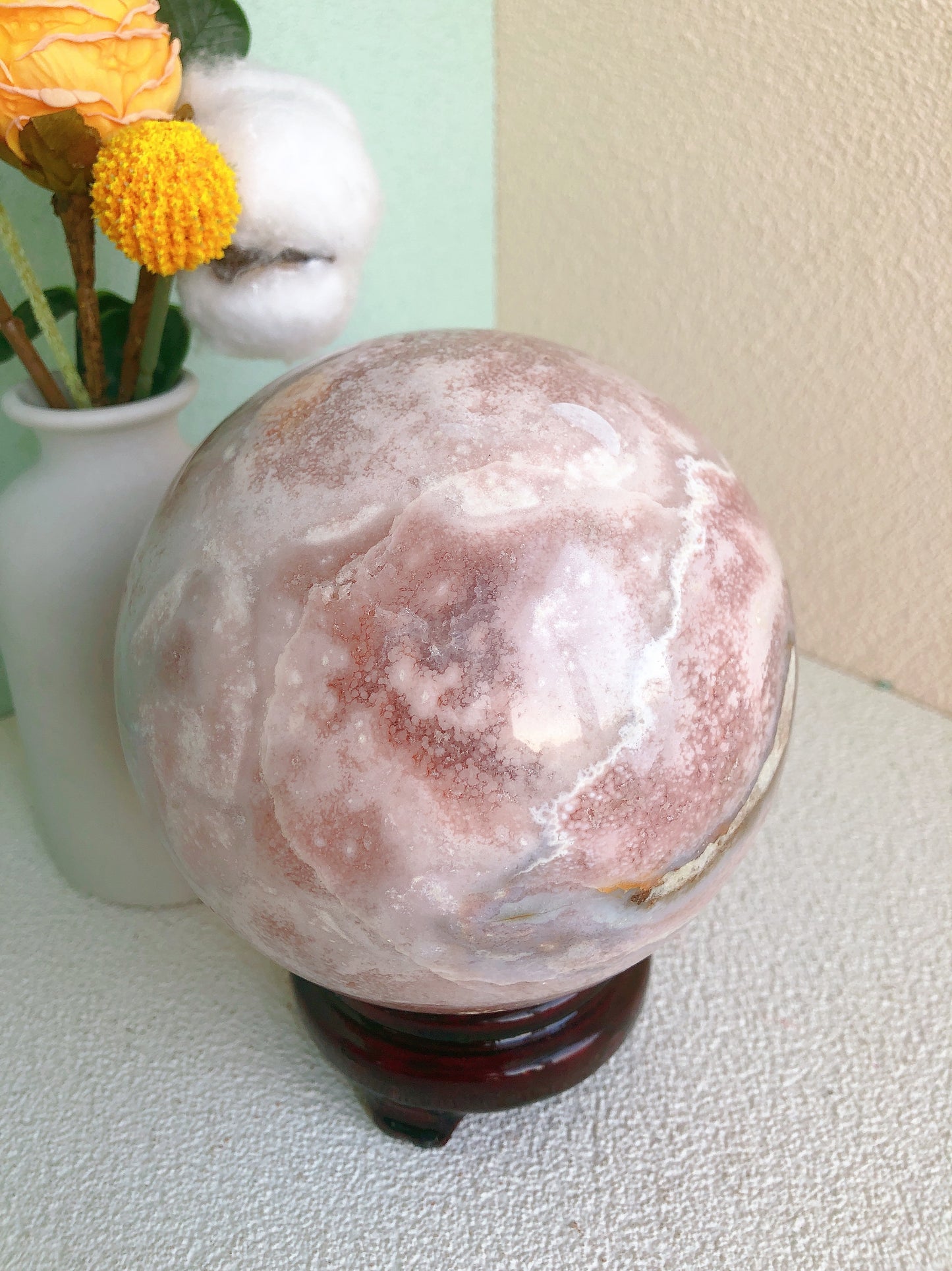 Flower agate sphere